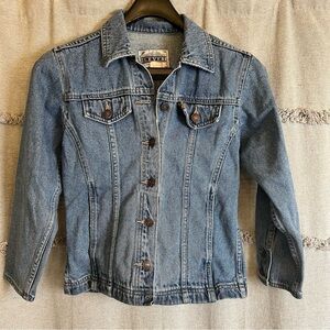 Vintage Levi’s denim jacket, kids medium